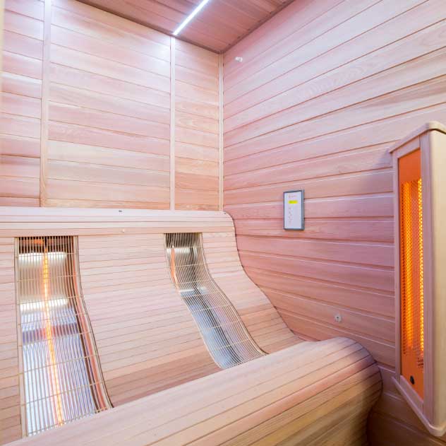 11Cabine sauna infrarouge Rennes Piscines Rennes